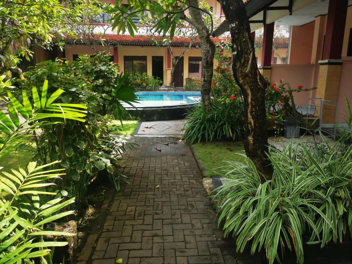 Celebbest * Kuta (Bali)