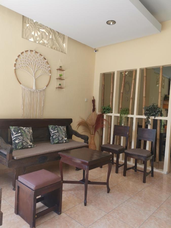 Guest house Celebbest Kuta (Bali)