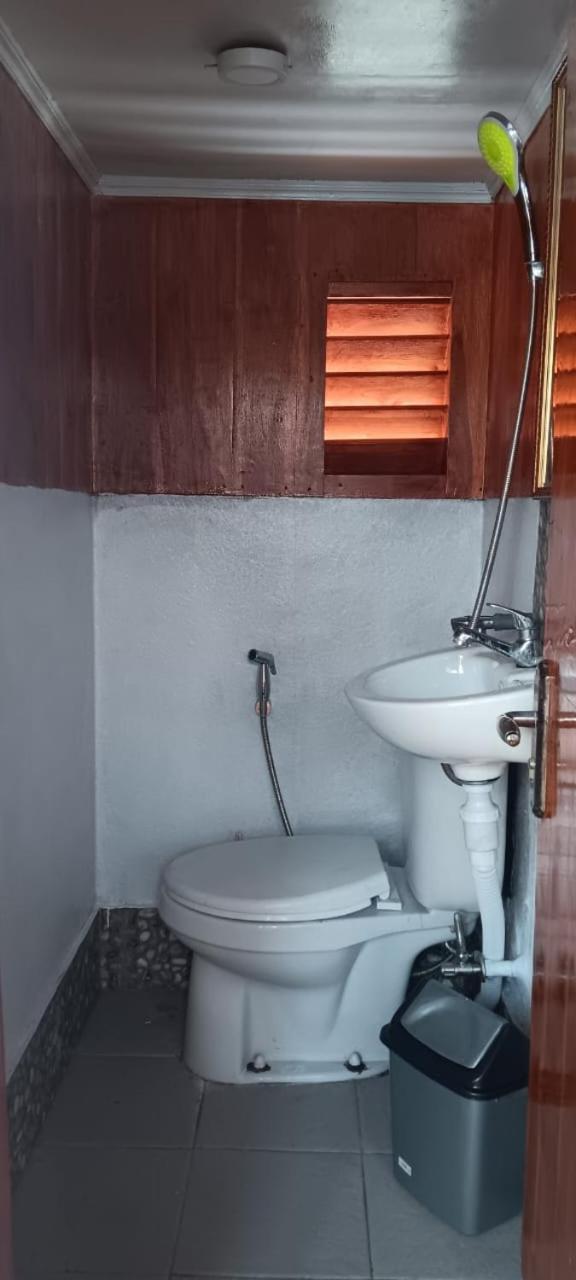Celebbest Guest house Kuta (Bali)